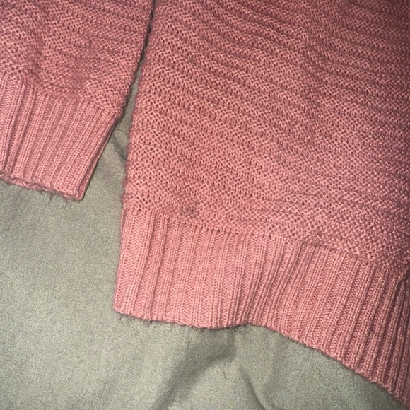 DUSTY ROSE SWEATER - Picture 3 of 3